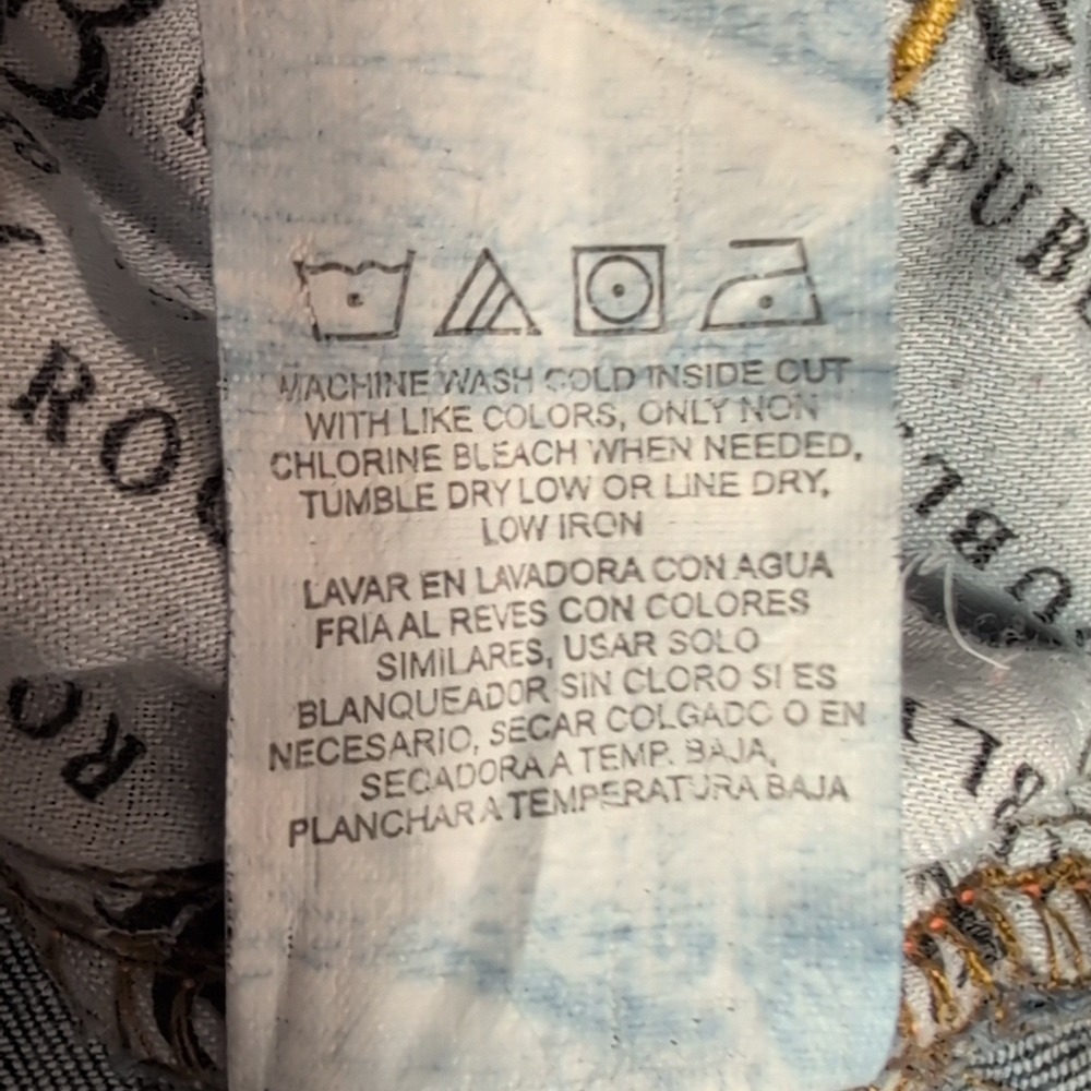 Rock & Republic Berlin Dark Wash Straight Leg Jeans Gold Logo Pockets Size 6 - Picture 12 of 13